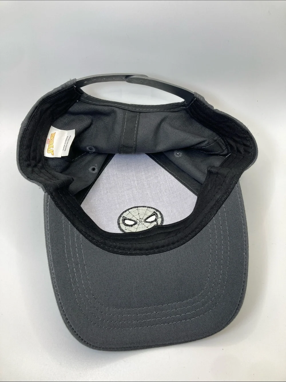 Marvel Spider-Man Youth Embroidered Snapback Hat Gray OSFM Marvel